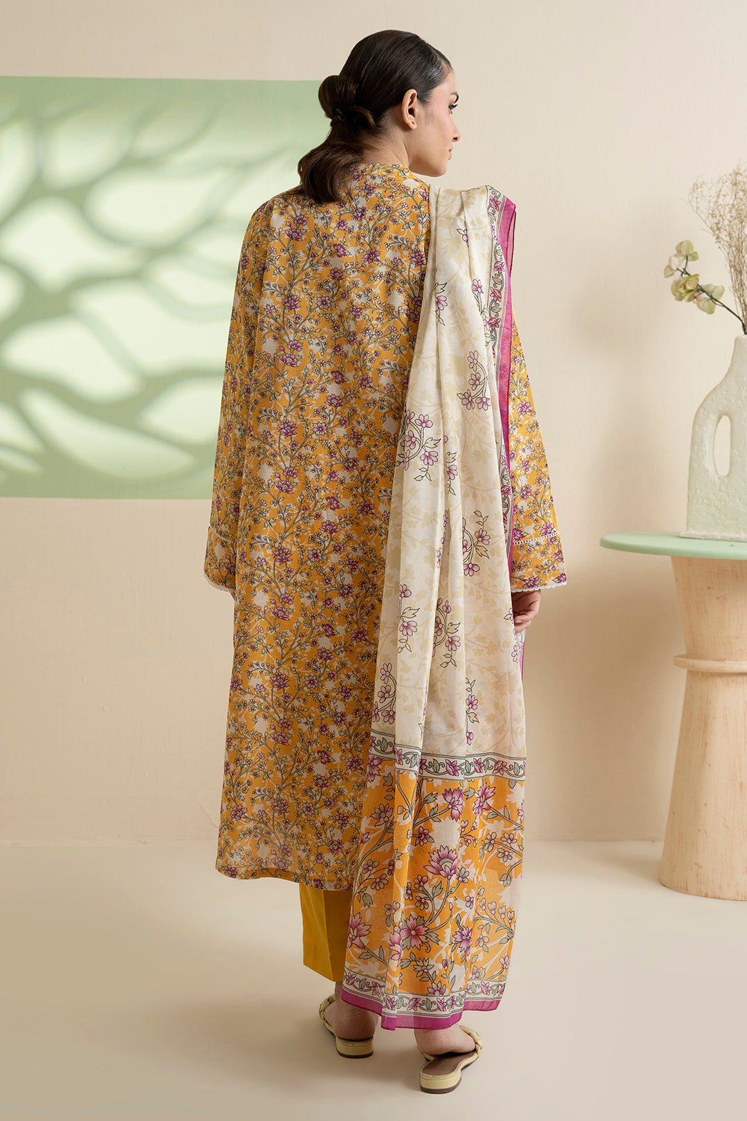 Kurta Dupatta Trouser - 1985