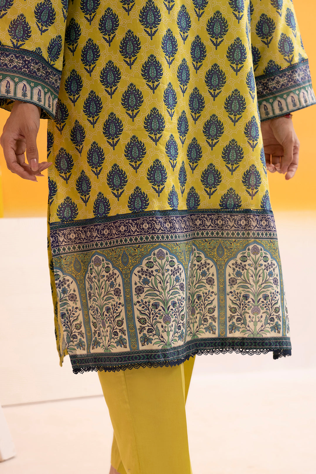 Kurta Dupatta Trouser - 2057