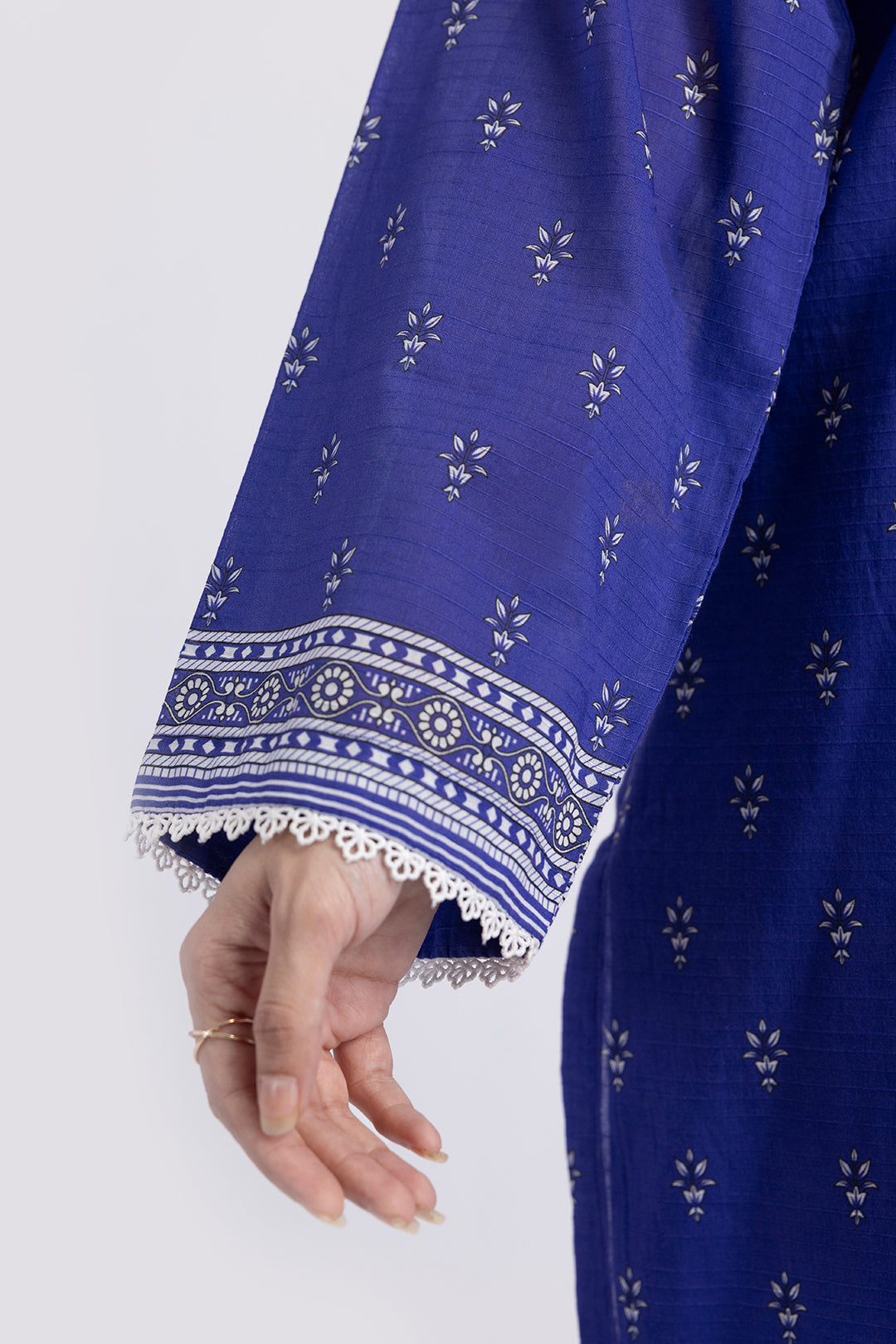 Kurta Dupatta Trouser - 2250