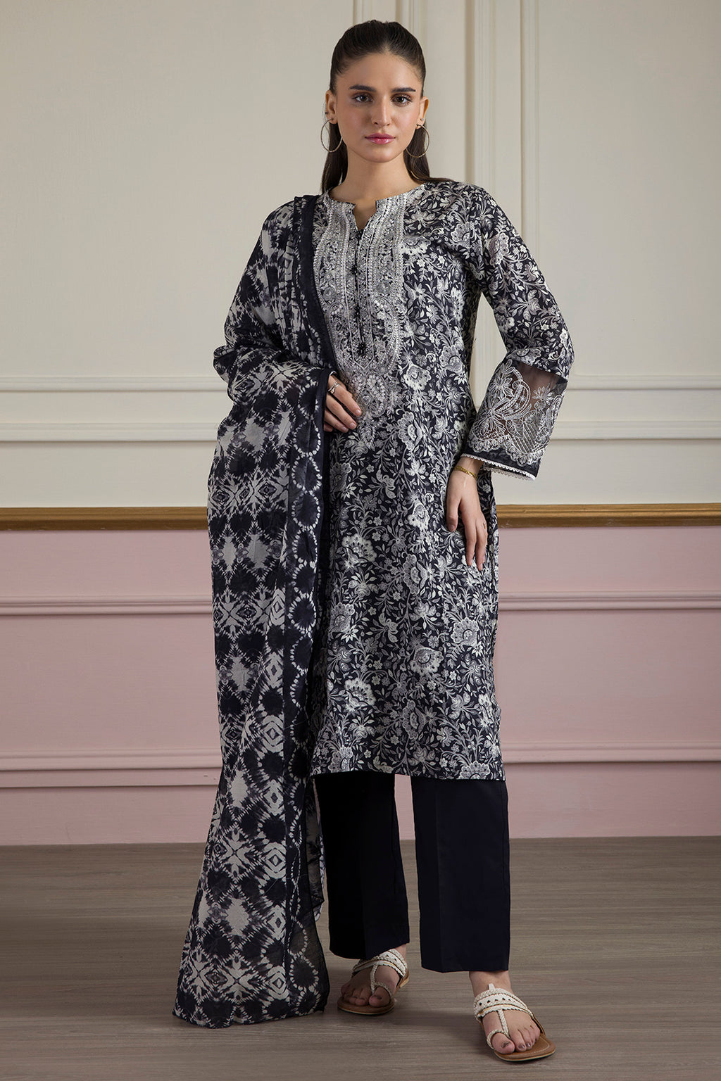 Embroidered Kurta Dupatta Trouser - 2313