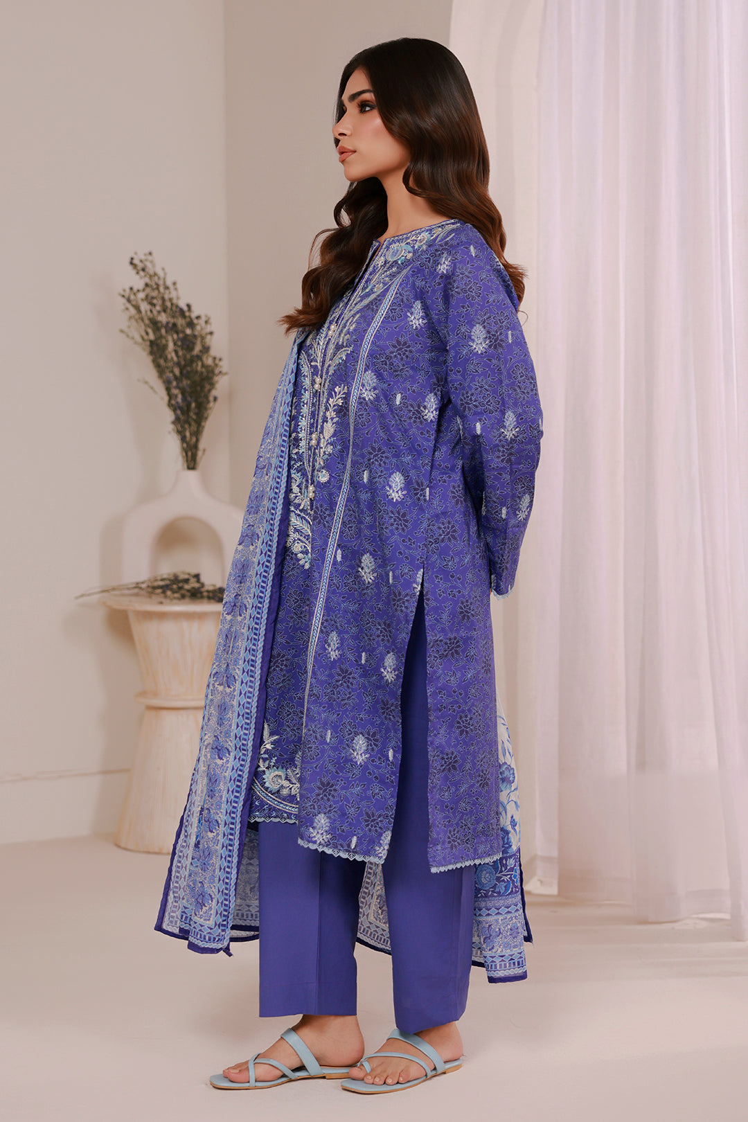 Embroidered Kurta Dupatta Trouser - 2315