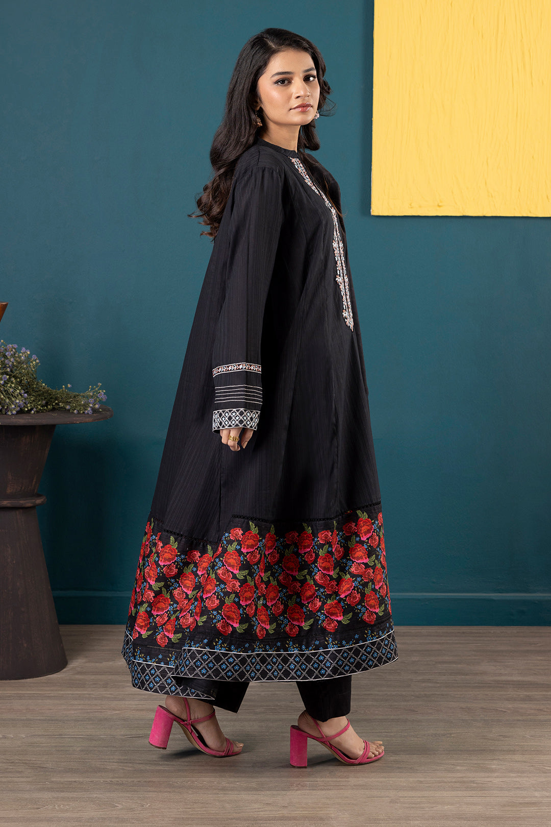 Embroidered Kurta Dupatta Trouser - 2515