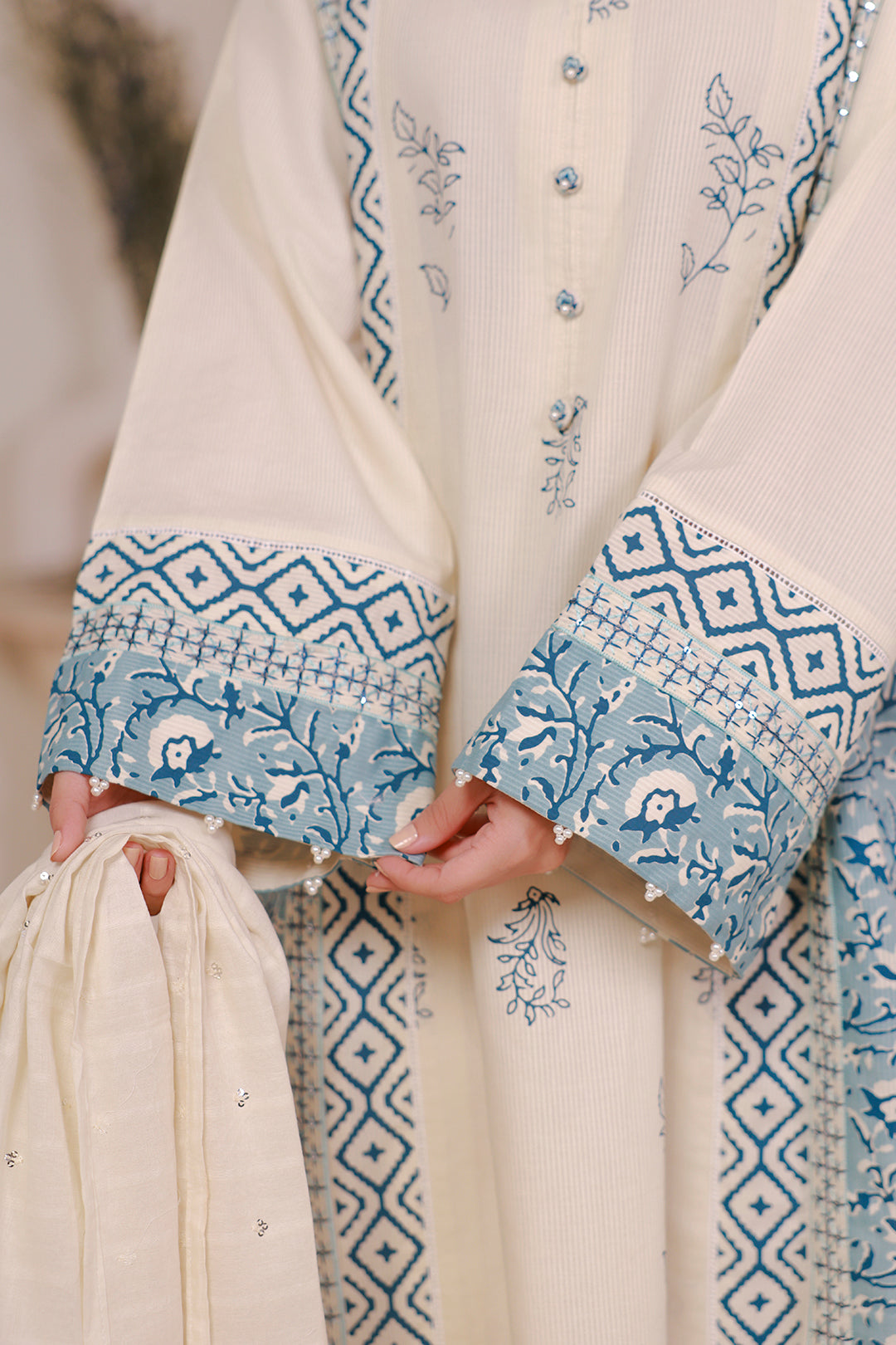 Embroidered Kurta Dupatta Trouser - 2543