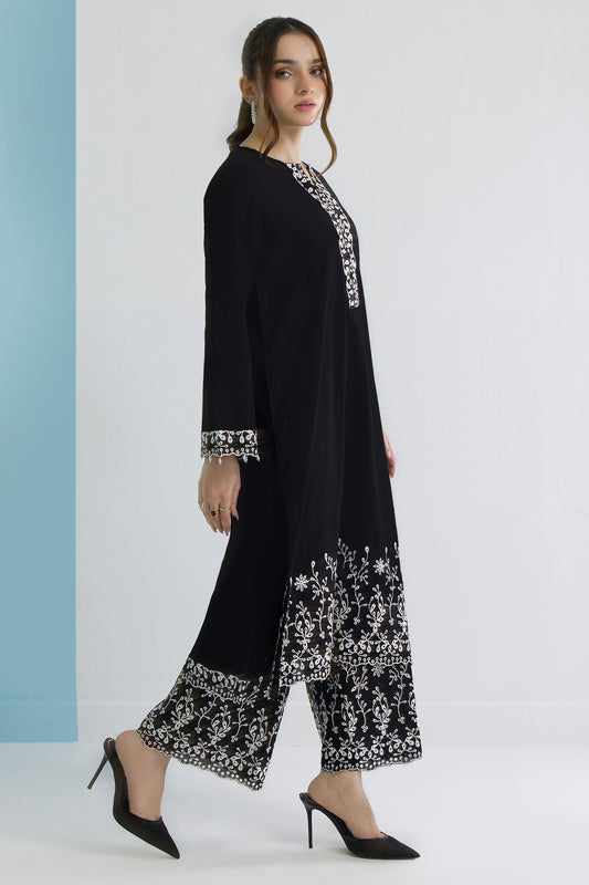 Embroidered Kurta Trouser - 2598
