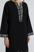 Embroidered Kurta Trouser - 2598