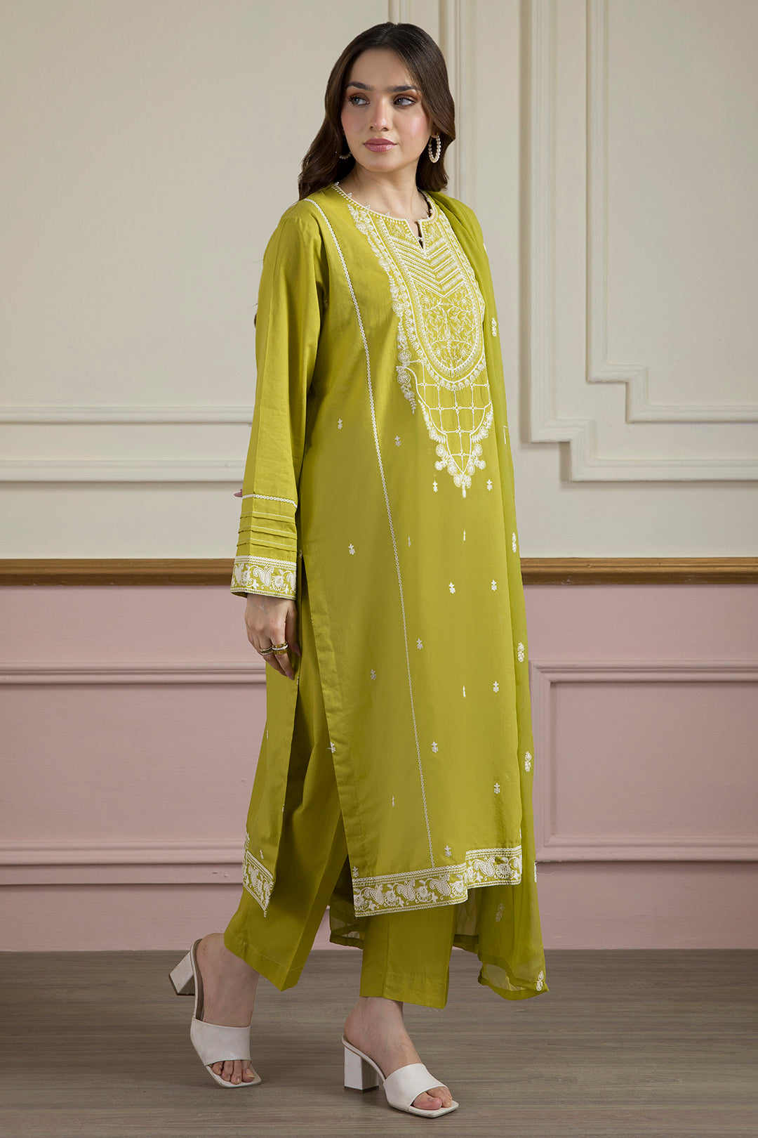 Embroidered Kurta Dupatta Trouser - 2612