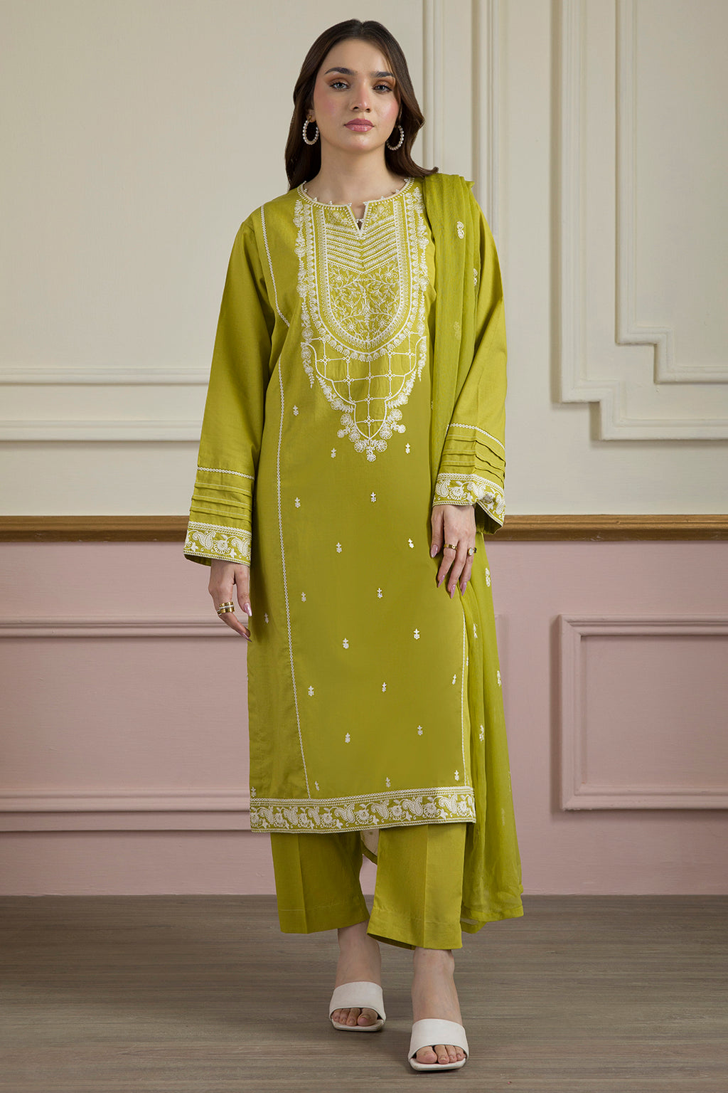Embroidered Kurta Dupatta Trouser - 2612