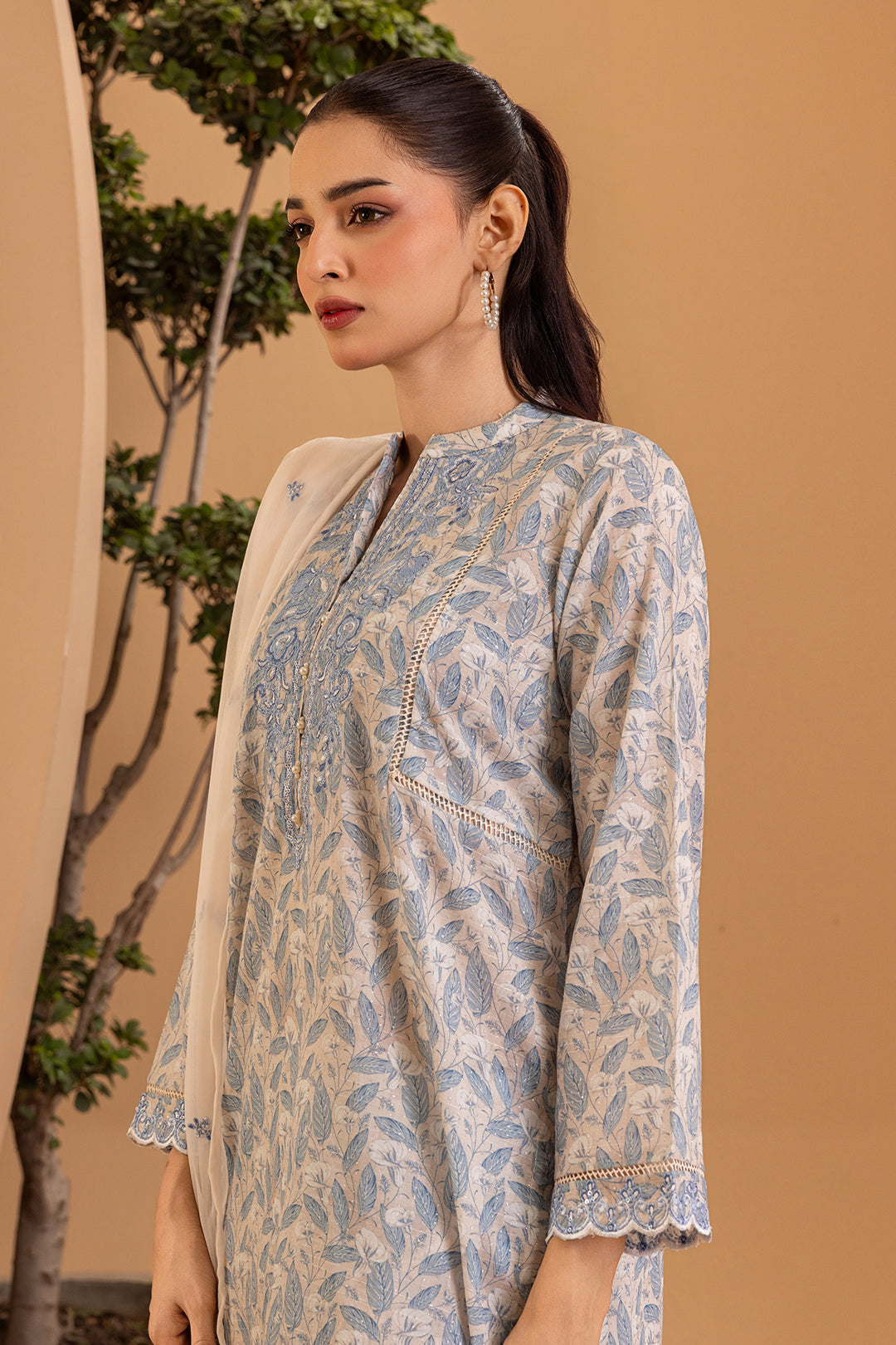 Embroidered Kurta Dupatta Trouser - 2652