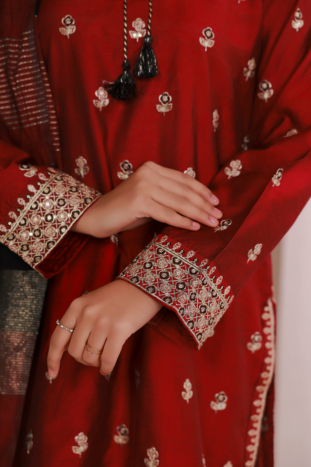 Embroidered Kurta Dupatta Trouser - 2663