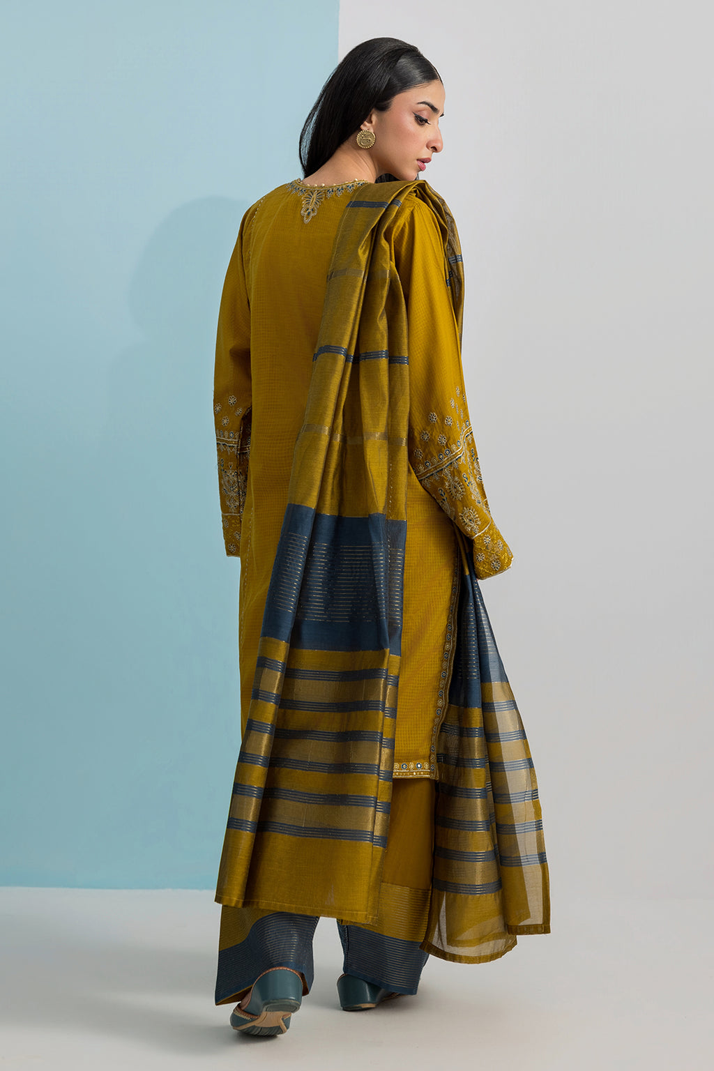 Embroidered Kurta Dupatta Trouser - 2666