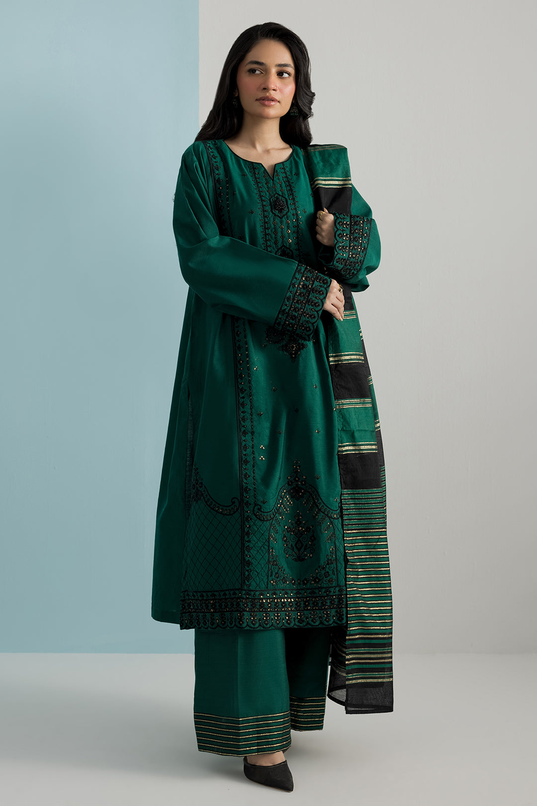 Embroidered Kurta Dupatta Trouser - 2687