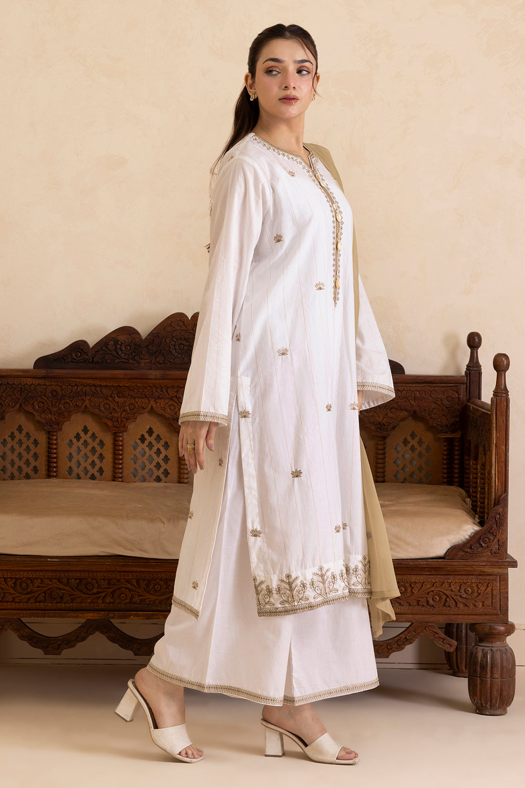 Embroidered Kurta Dupatta Trouser - 2835