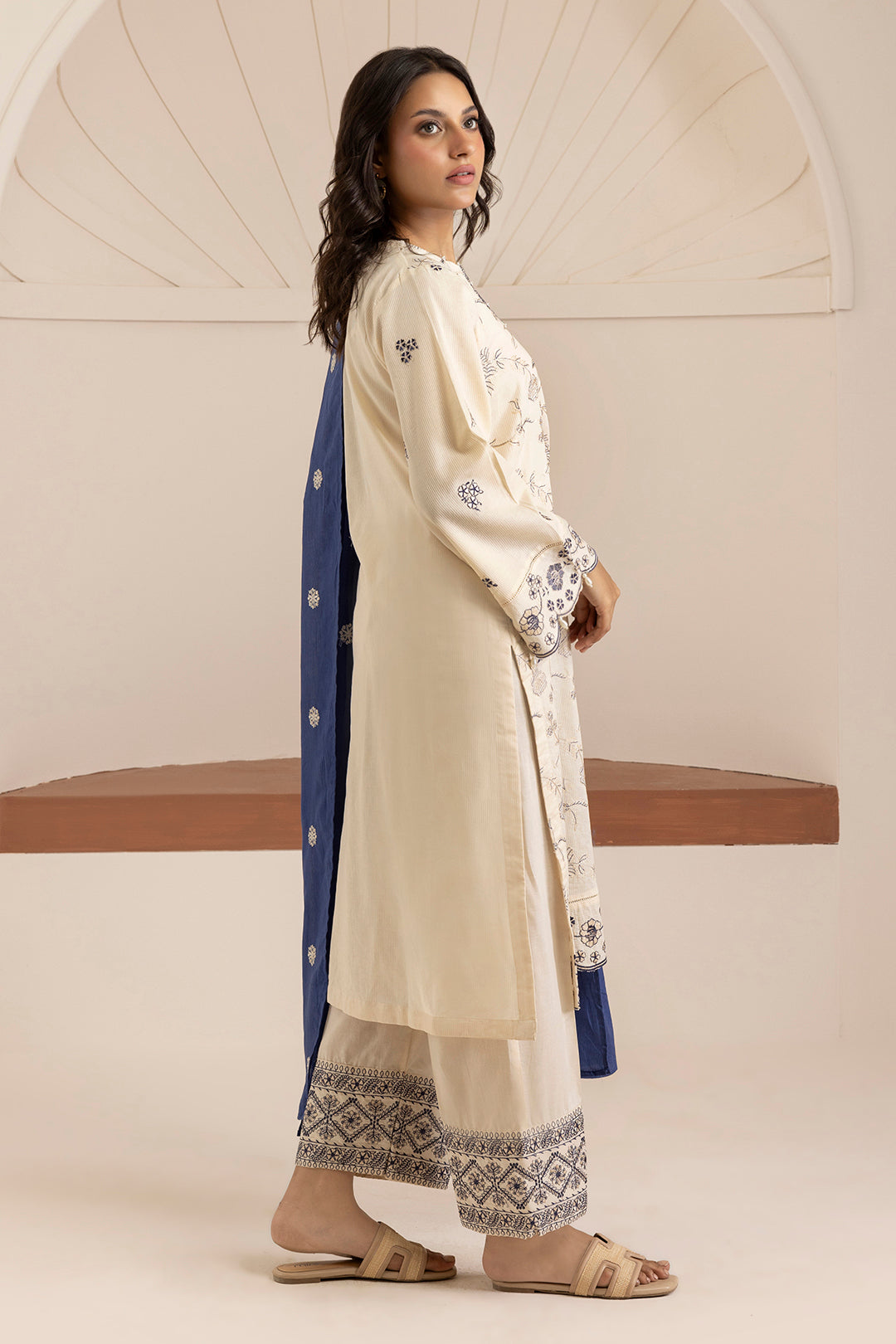 Embroidered Kurta Dupatta Trouser - 2836