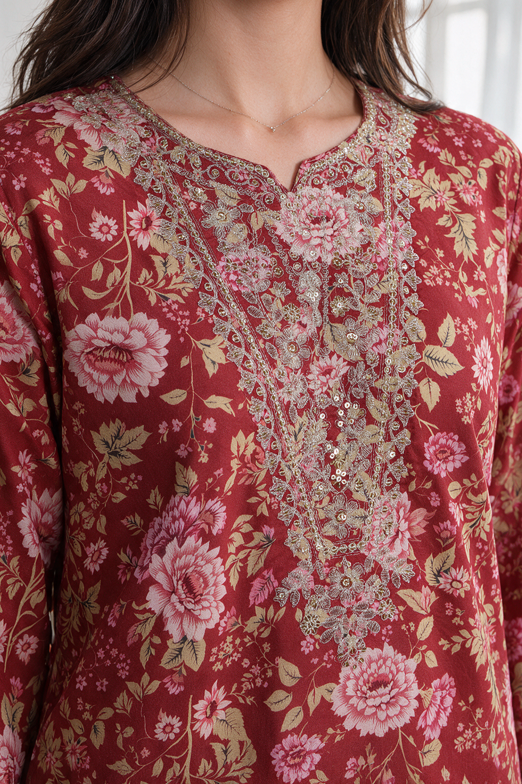 Embroidered Kurta - 2579