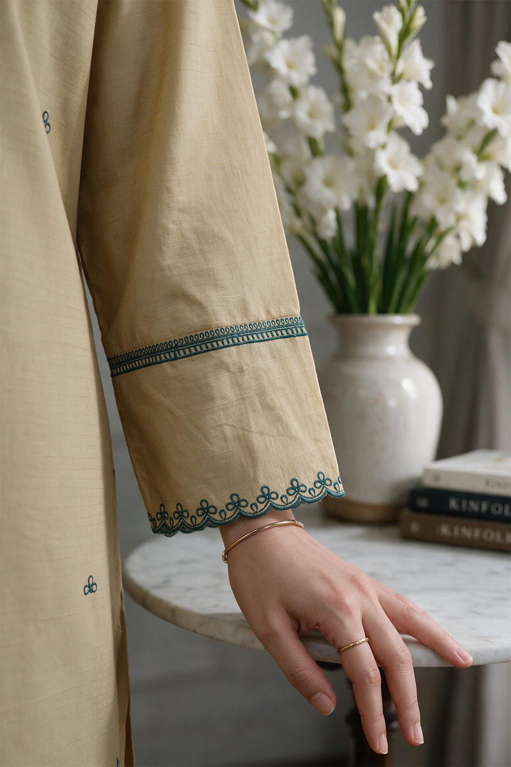Embroidered Kurta - 2582