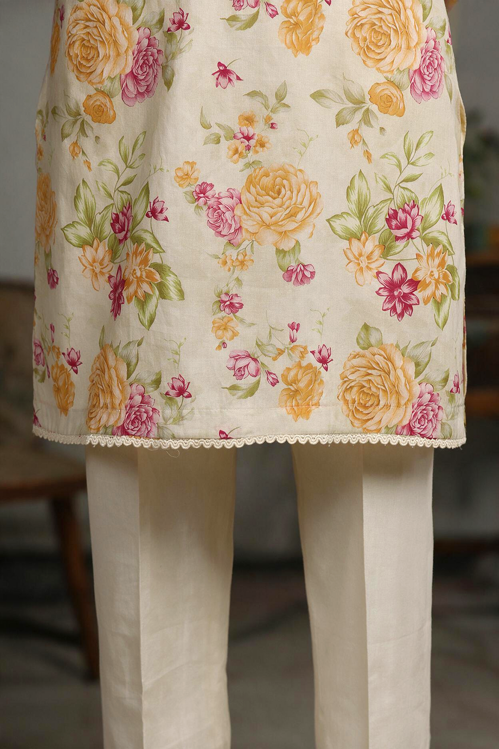 Embroidered Kurta - 2793