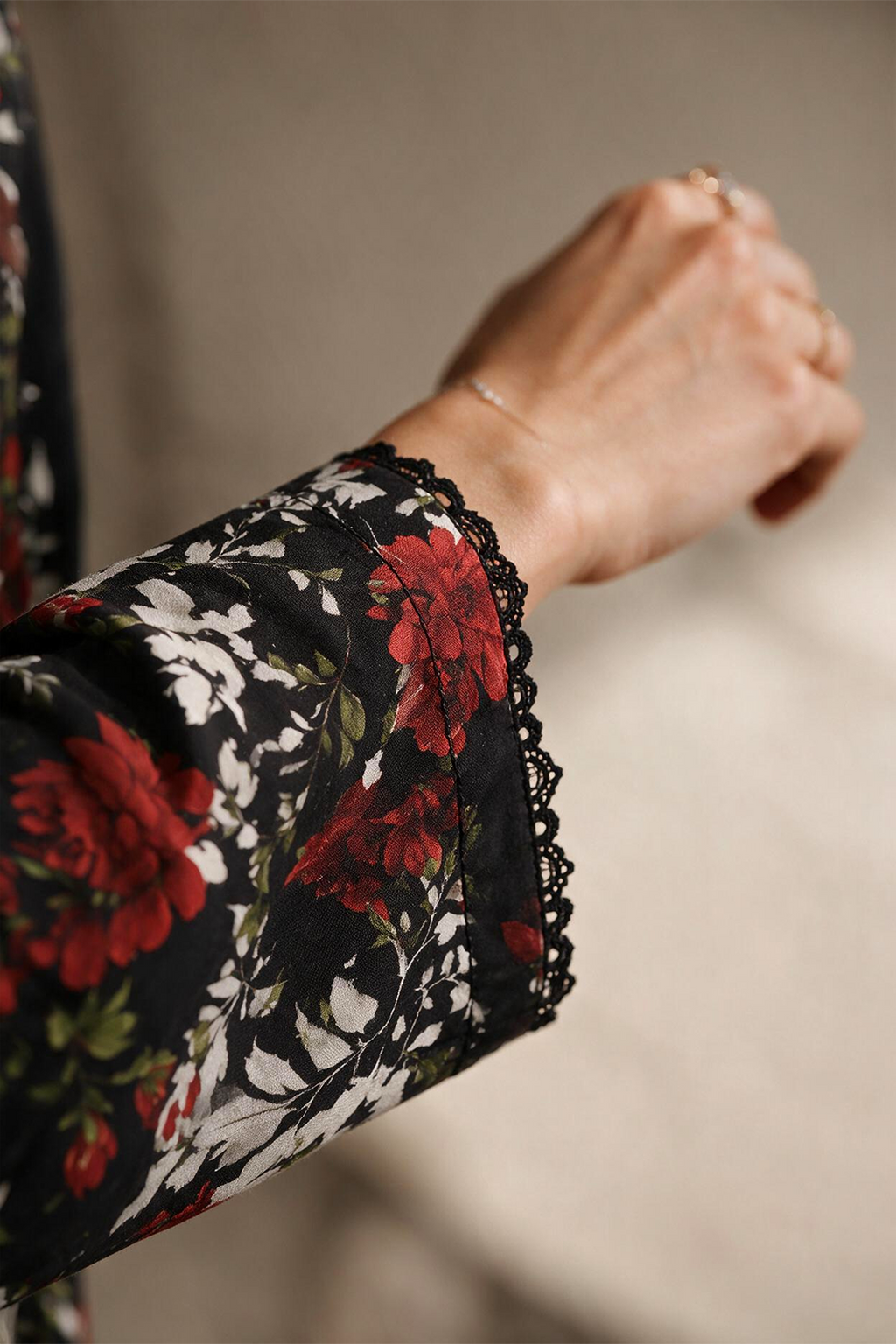 Embroidered Kurta - 2799