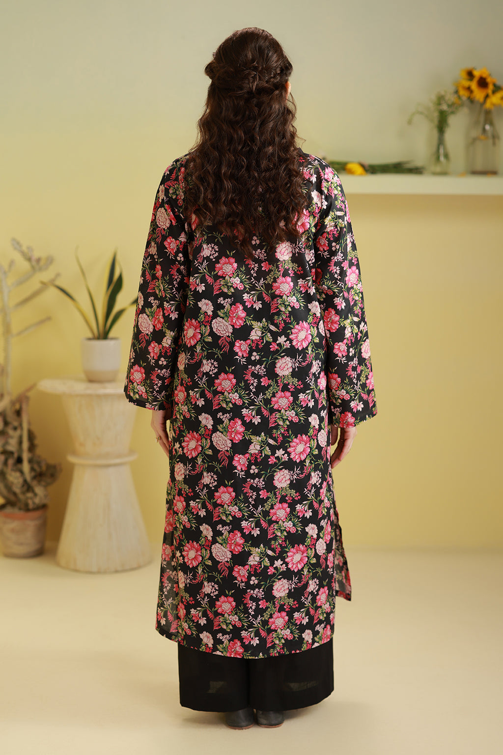 Embroidered Kurta - 3047