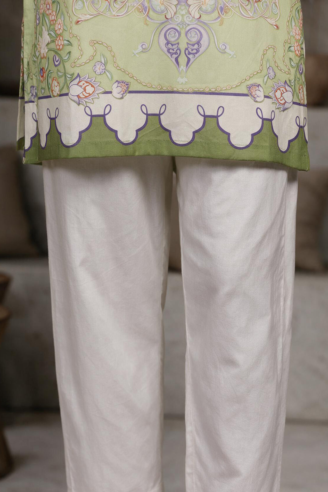 Embroidered Kurta - 3048