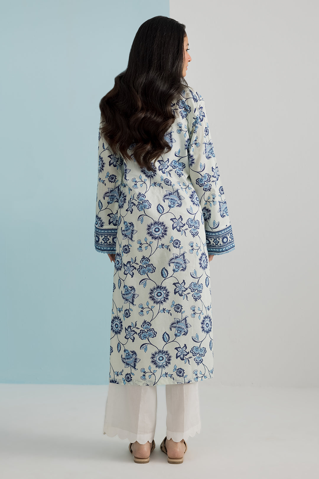 Embroidered Kurta - 3051