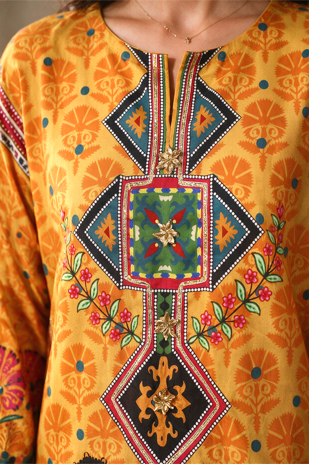 Embroidered Kurta - 3052