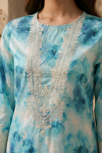 Embroidered Kurta Trouser - 2083