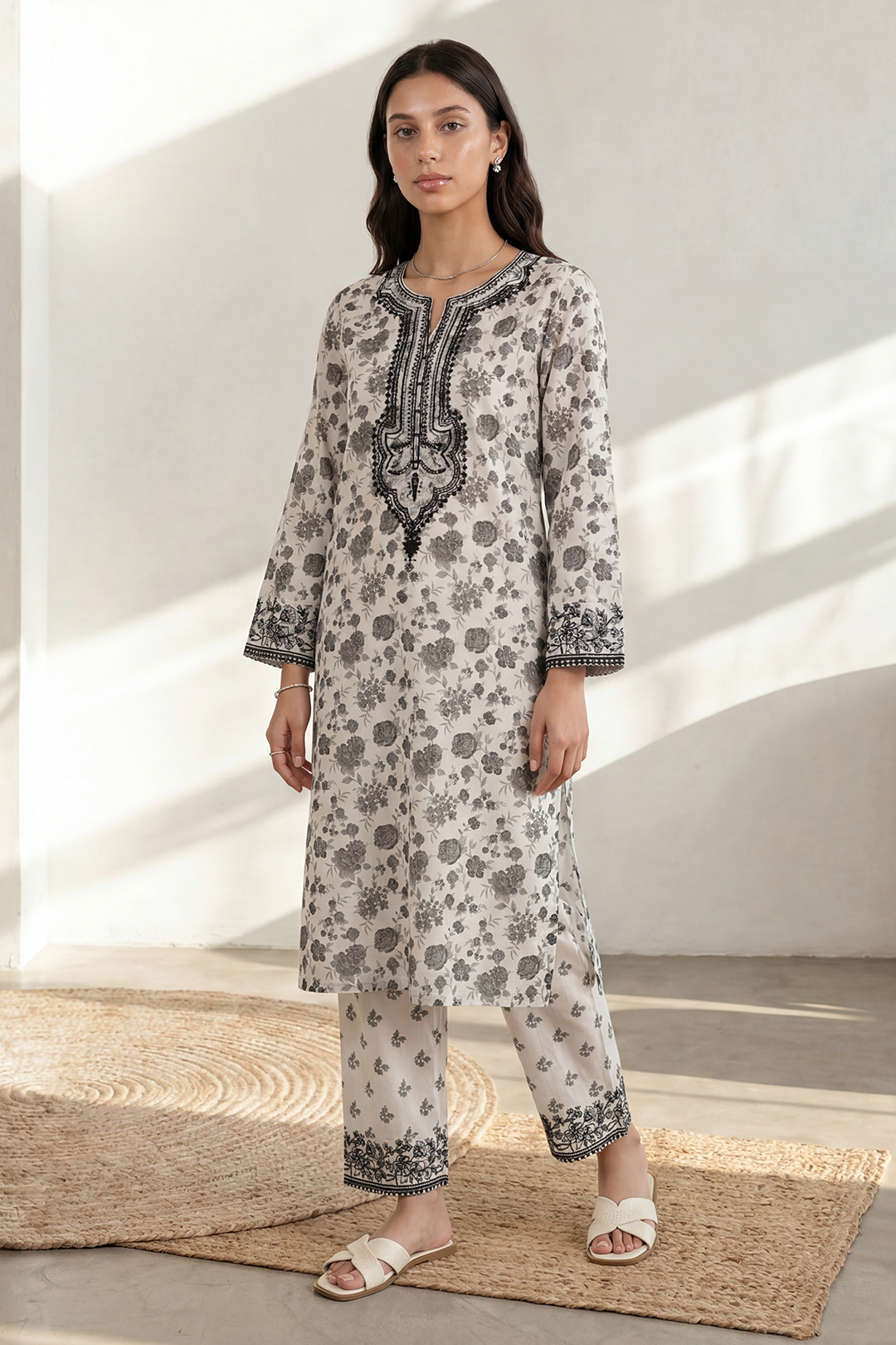 Embroidered Kurta Trouser - 2088