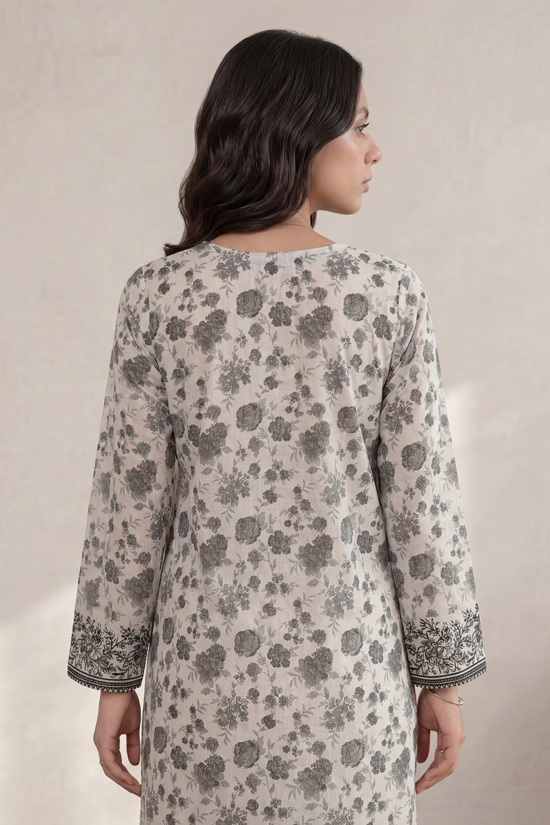 Embroidered Kurta Trouser - 2088