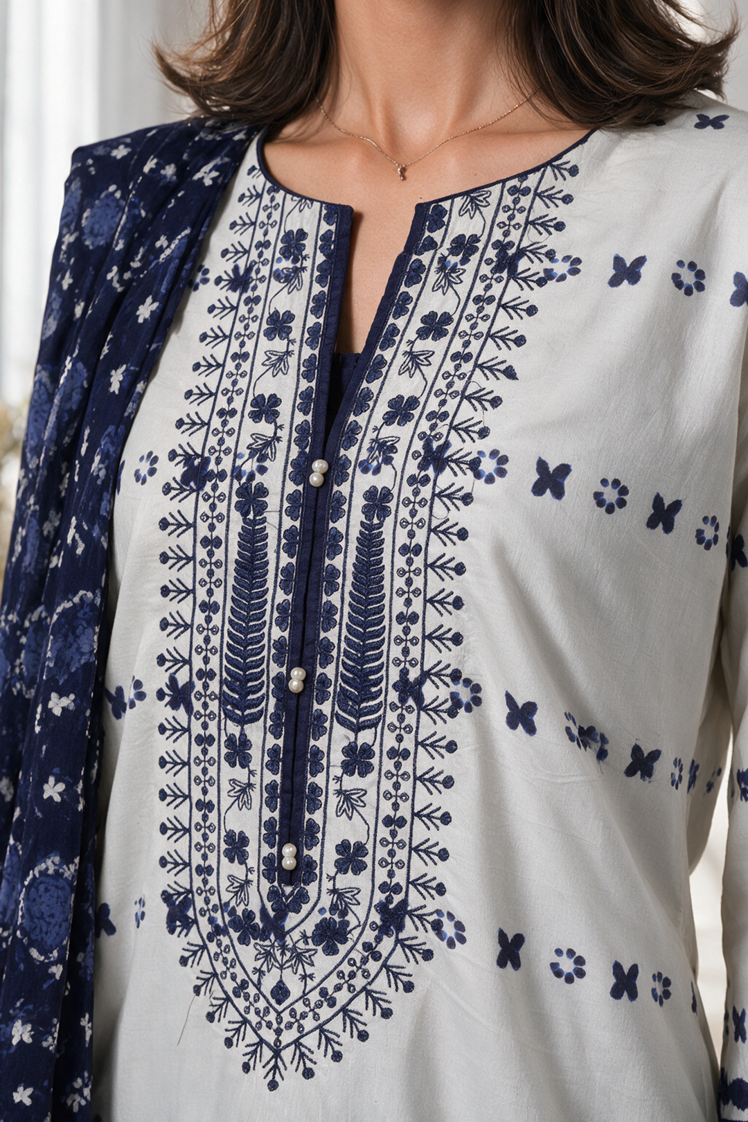 Embroidered Kurta Dupatta - 2124