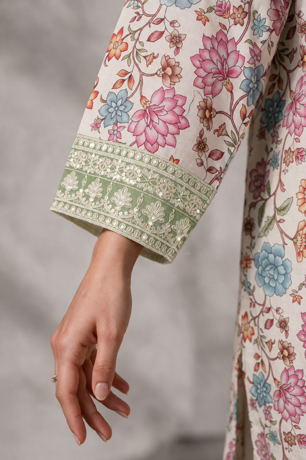 Embroidered Kurta Dupatta - 2129