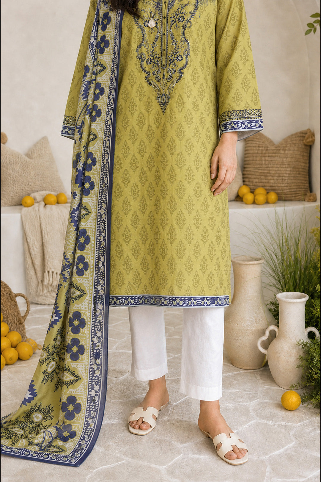 Embroidered Kurta Dupatta - 2666