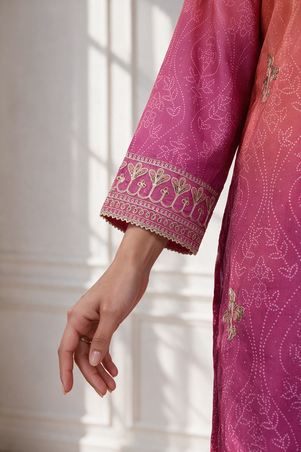 Embroidered Kurta Trouser - 2883