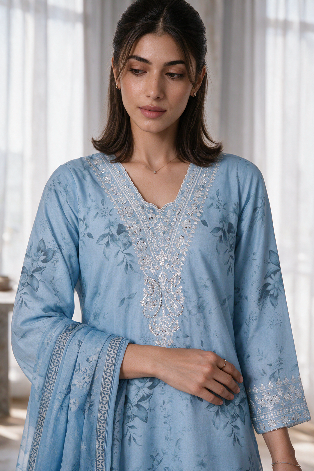 Embroidered Kurta Dupatta - 2923