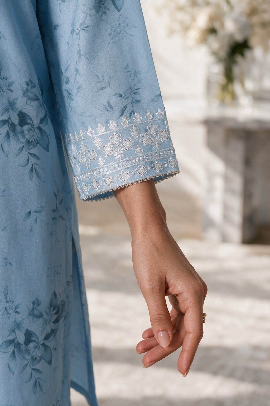 Embroidered Kurta Dupatta - 2923