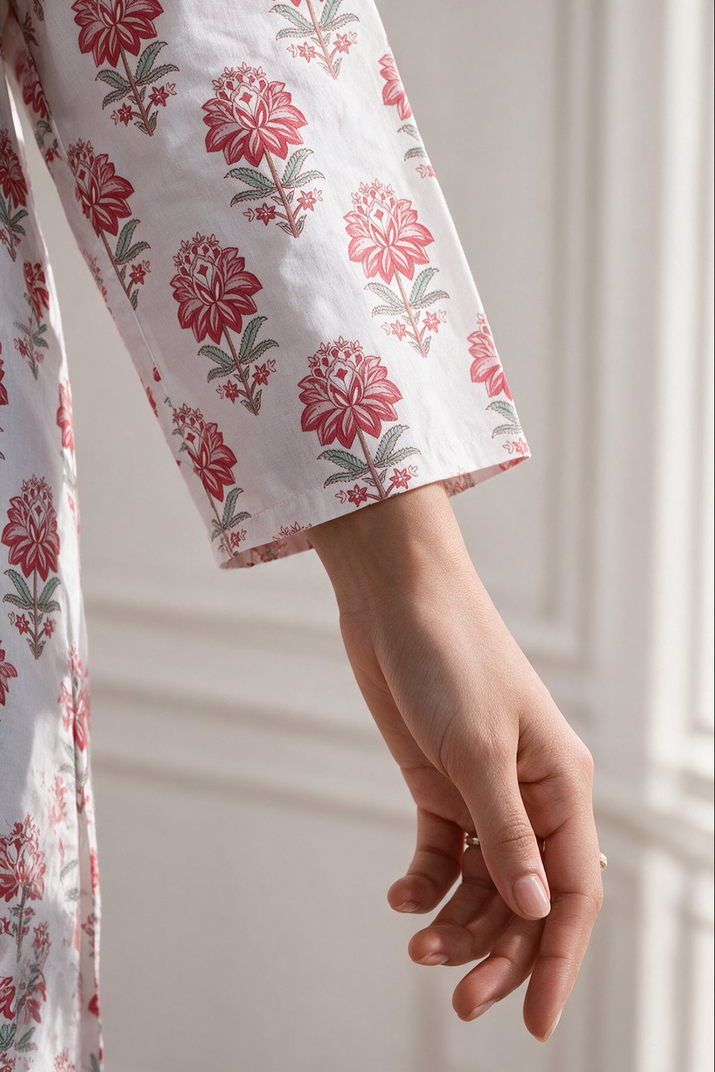 Embroidered Kurta Trouser - 3086