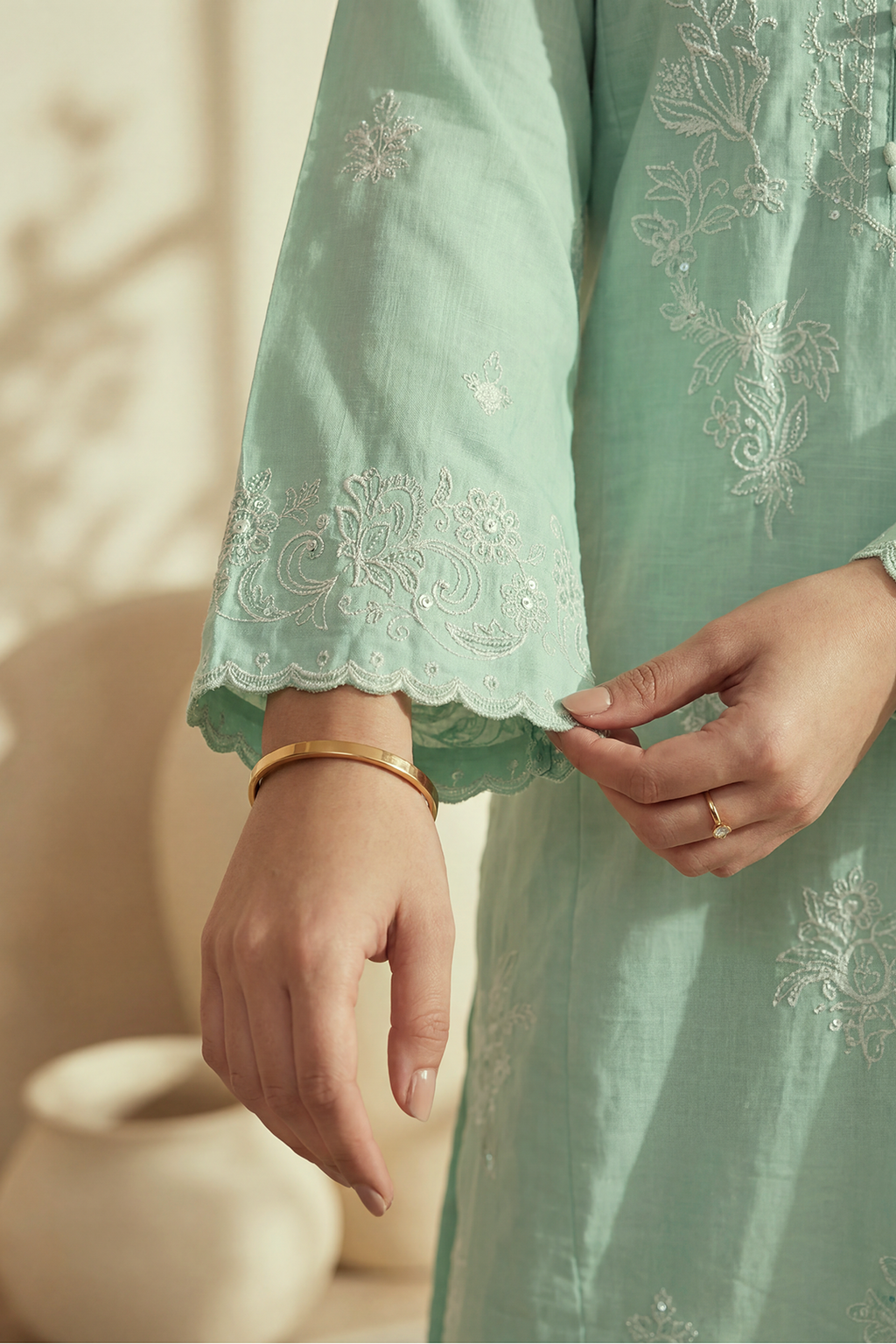 Embroidered Kurta Trouser - 3210
