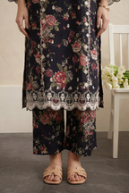 Embroidered Kurta Trouser - 3234
