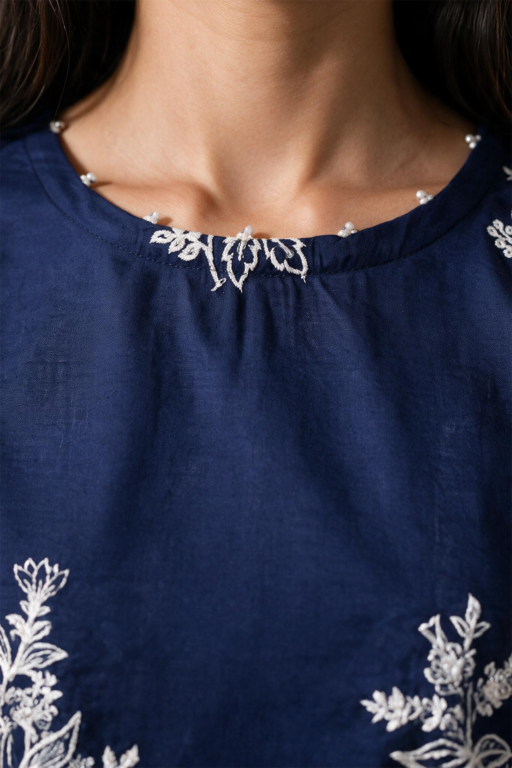 Embroidered Kurta Trouser - 3253