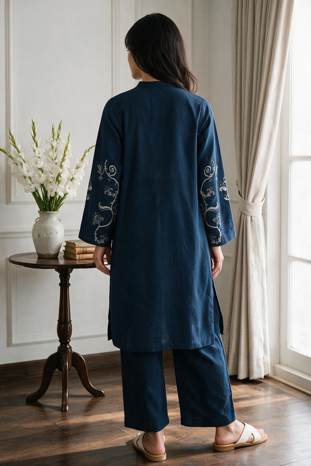 Embroidered Kurta Trouser - 3353