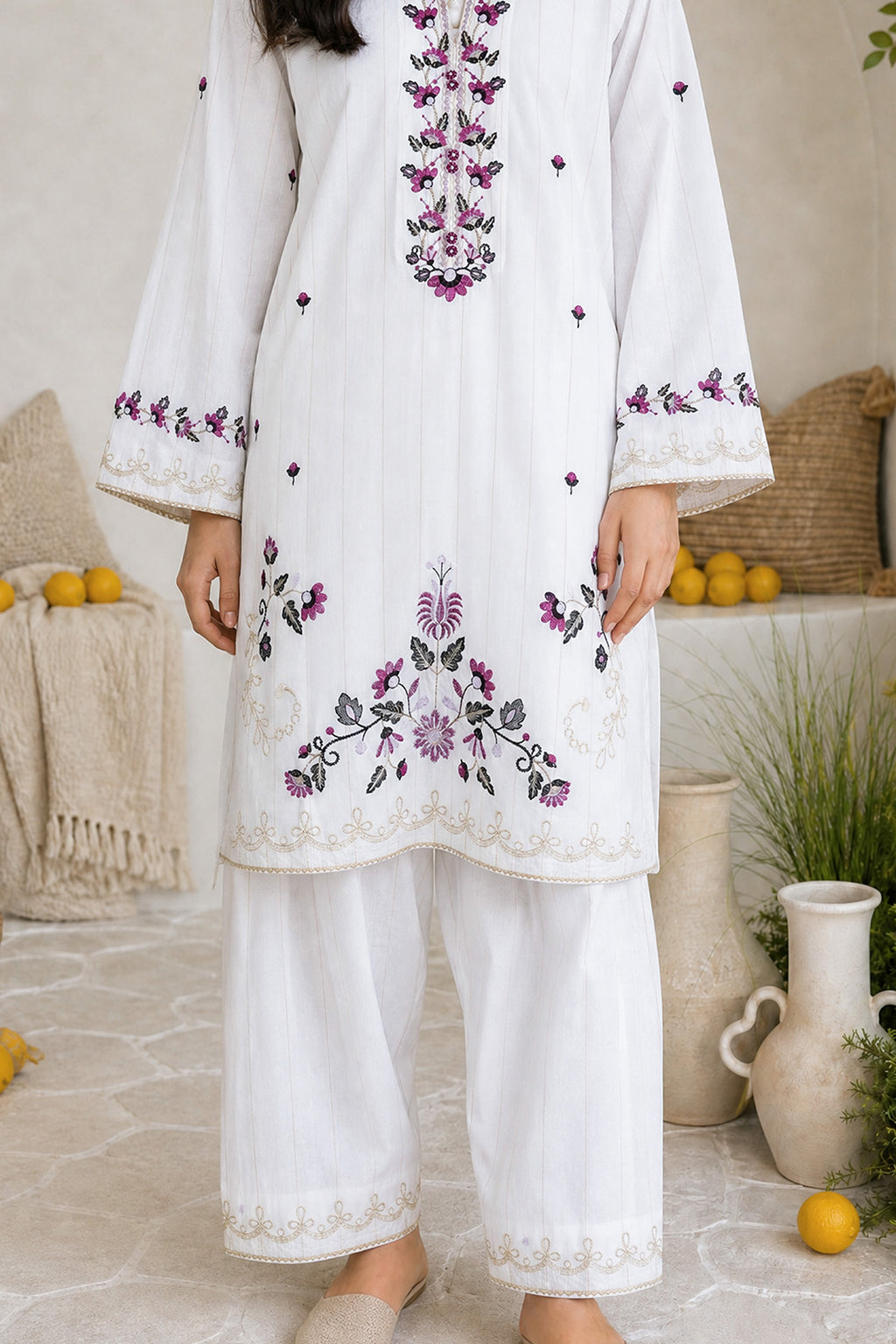 Embroidered Kurta Trouser - 3354