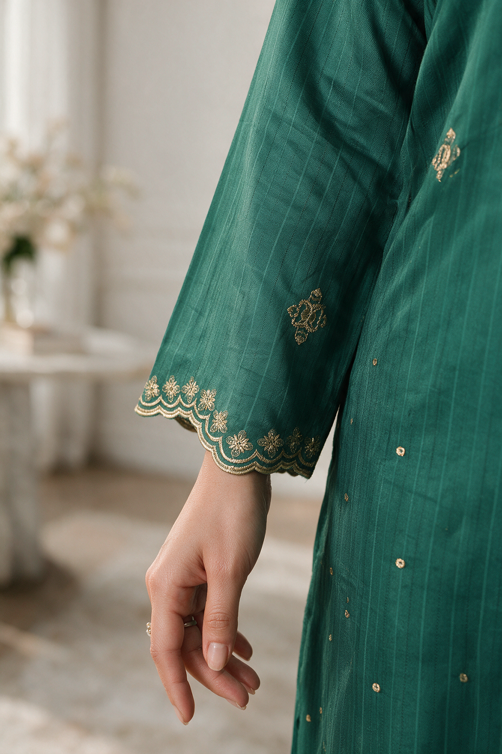 Embroidered Kurta Trouser - 3356