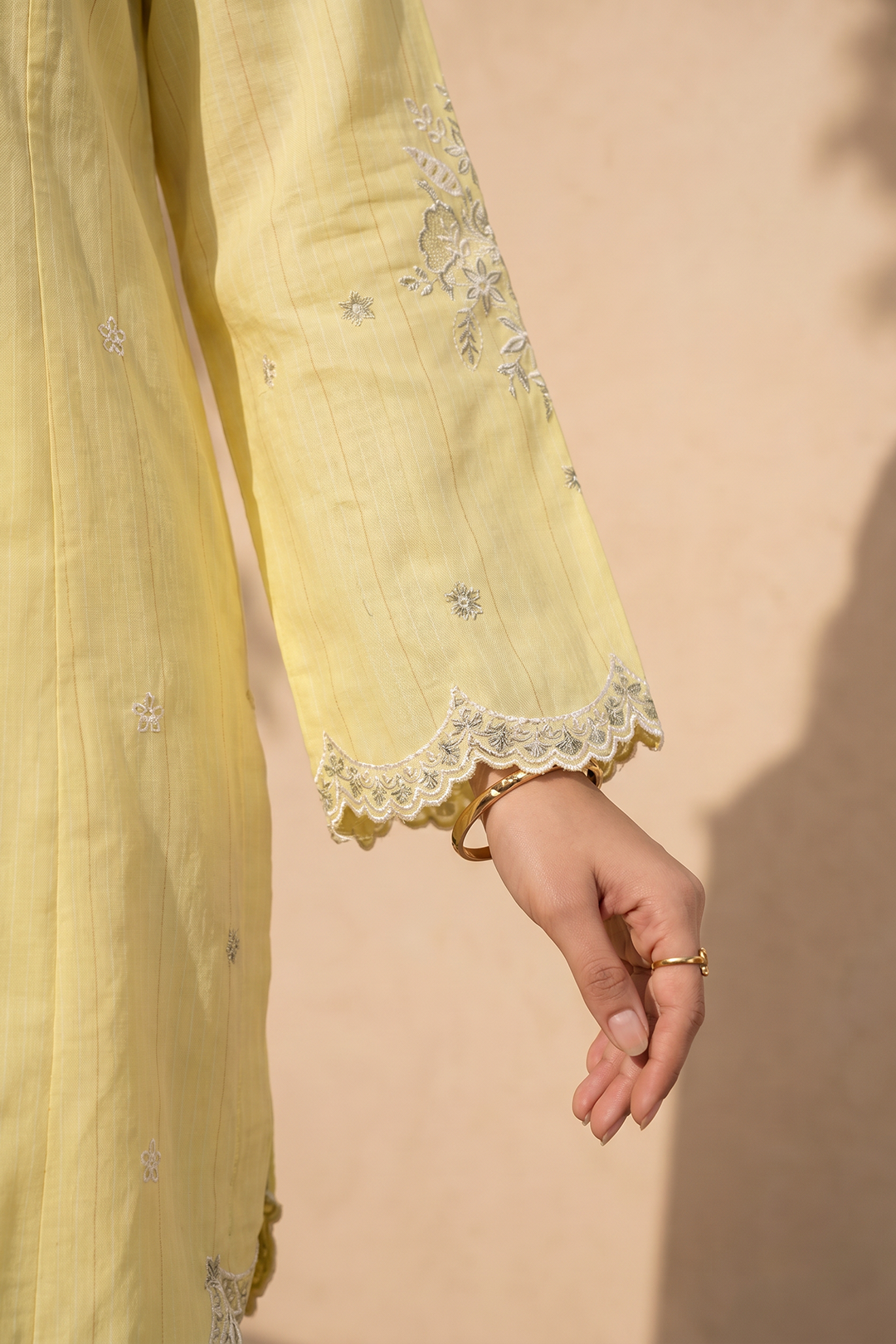 Embroidered Kurta Trouser - 3707