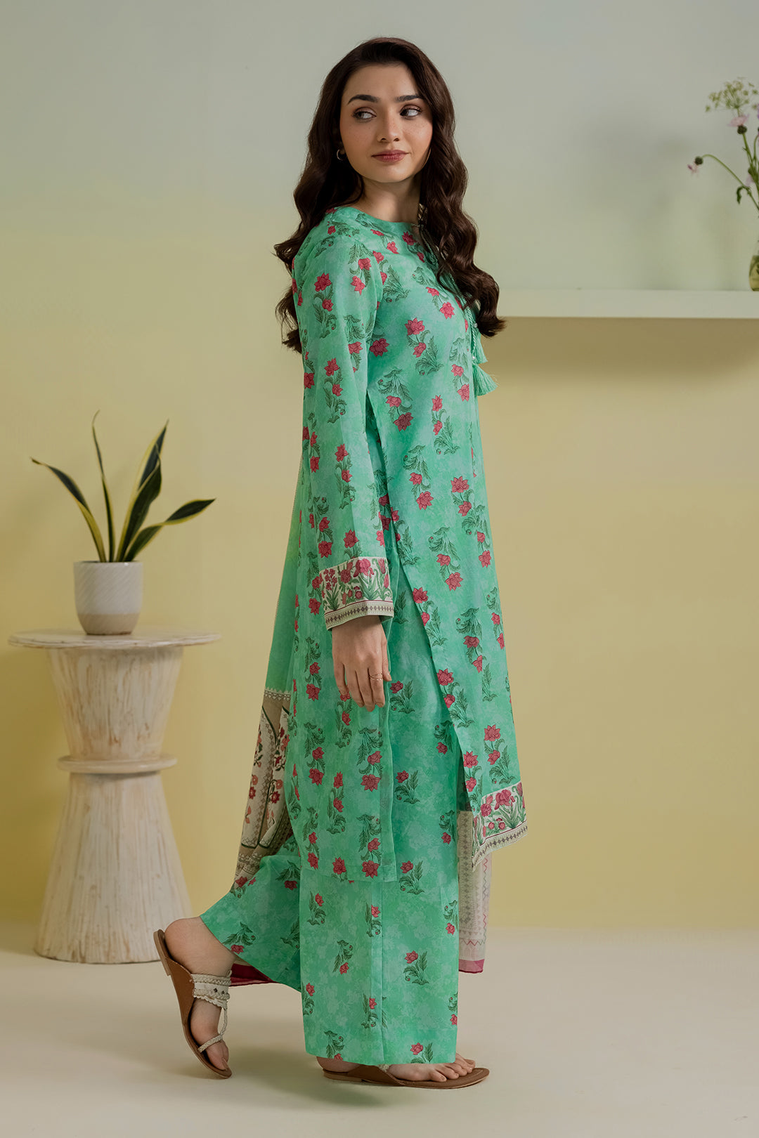 Kurta Dupatta Trouser - 1951