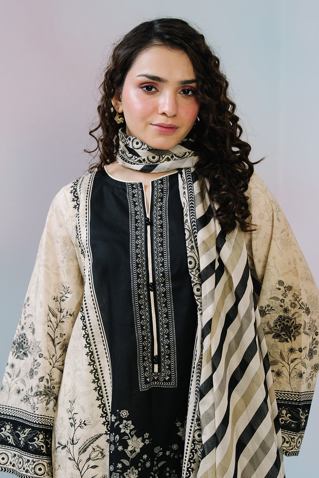 Kurta Dupatta Trouser - 2459