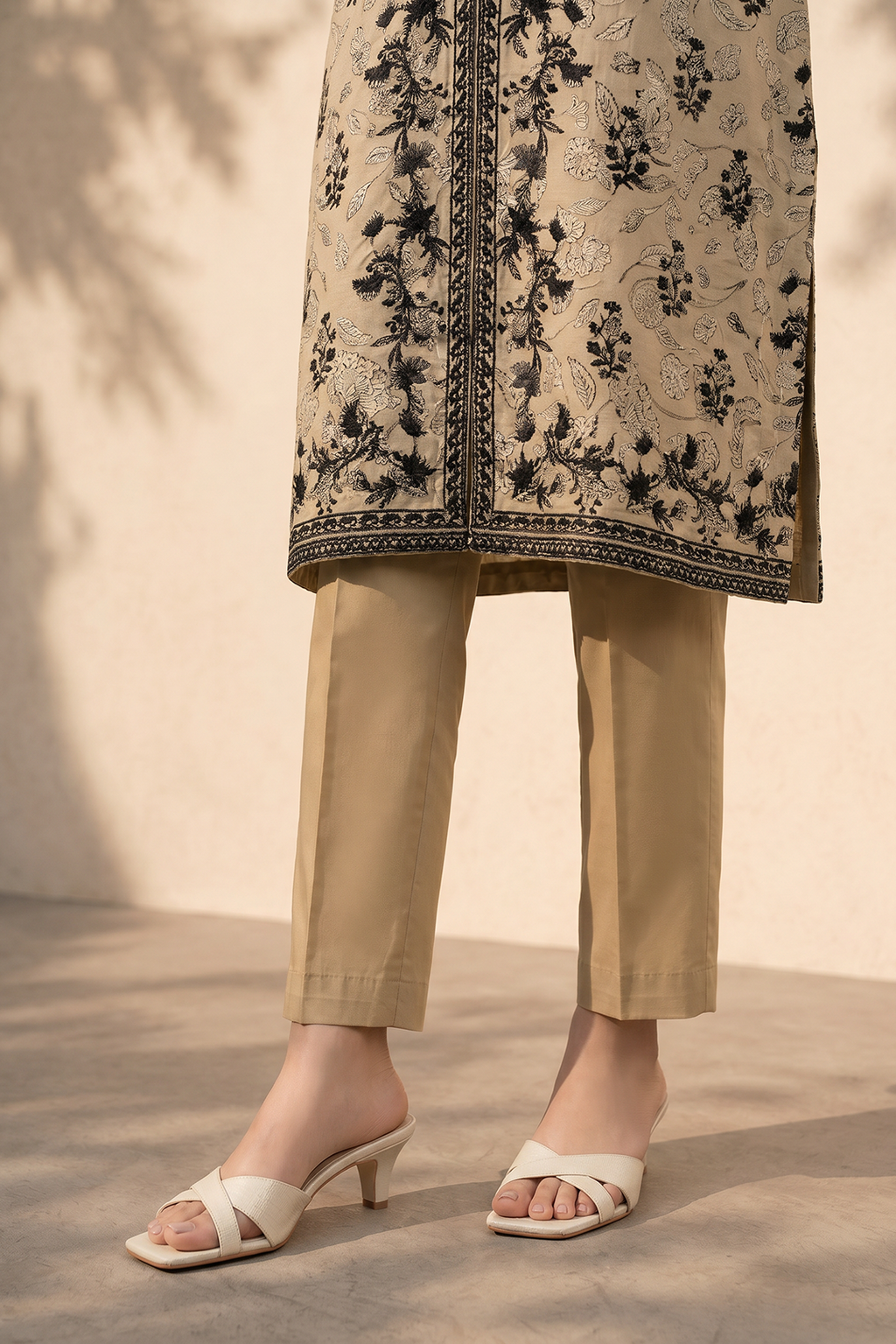 Kurta Dupatta Trouser - 2694