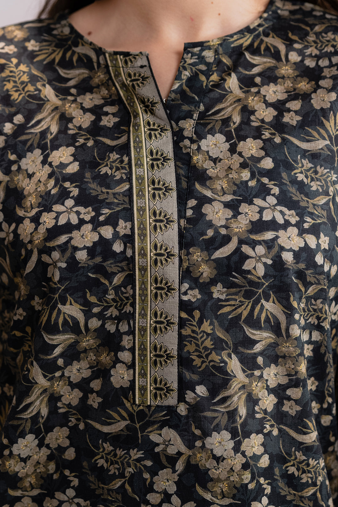 Kurta Dupatta Trouser - 3174