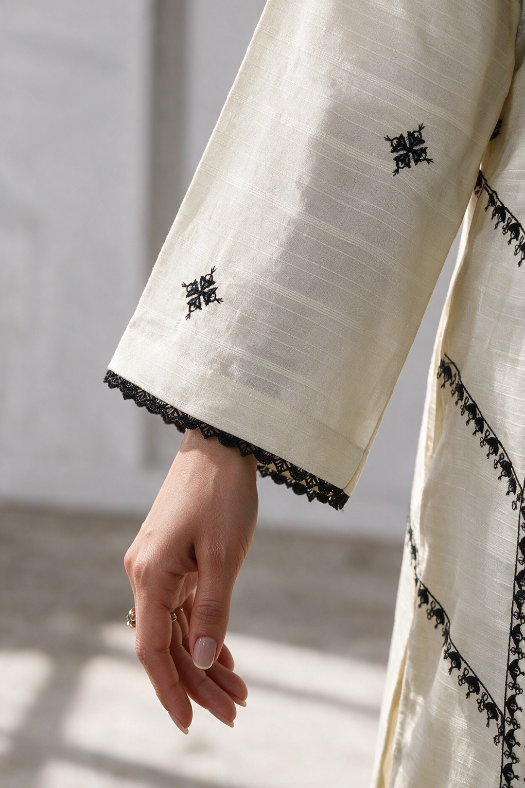 Embroidered Kurta Dupatta Trouser - 3409