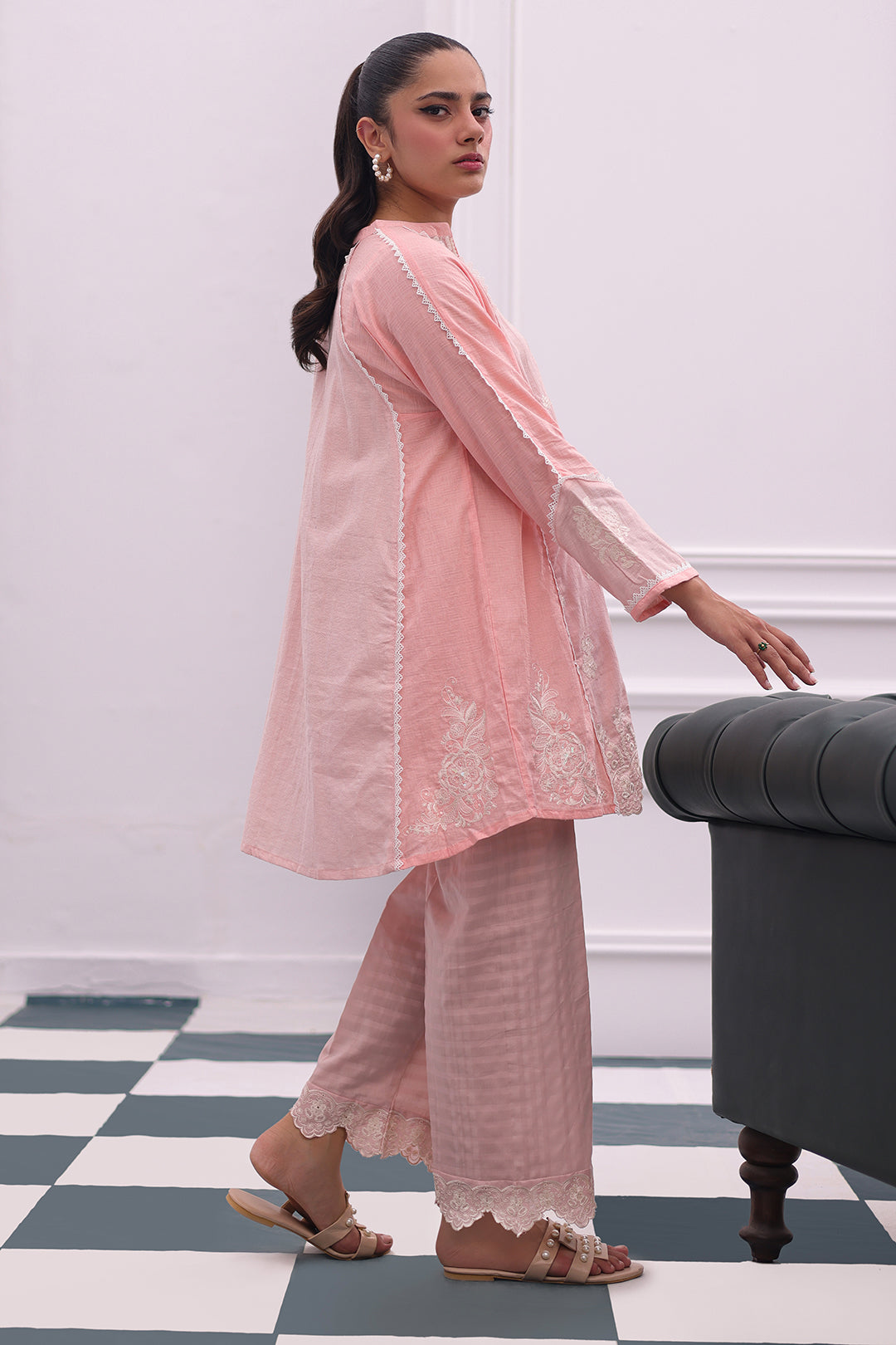 Embroidered Kurta Trouser - 0138