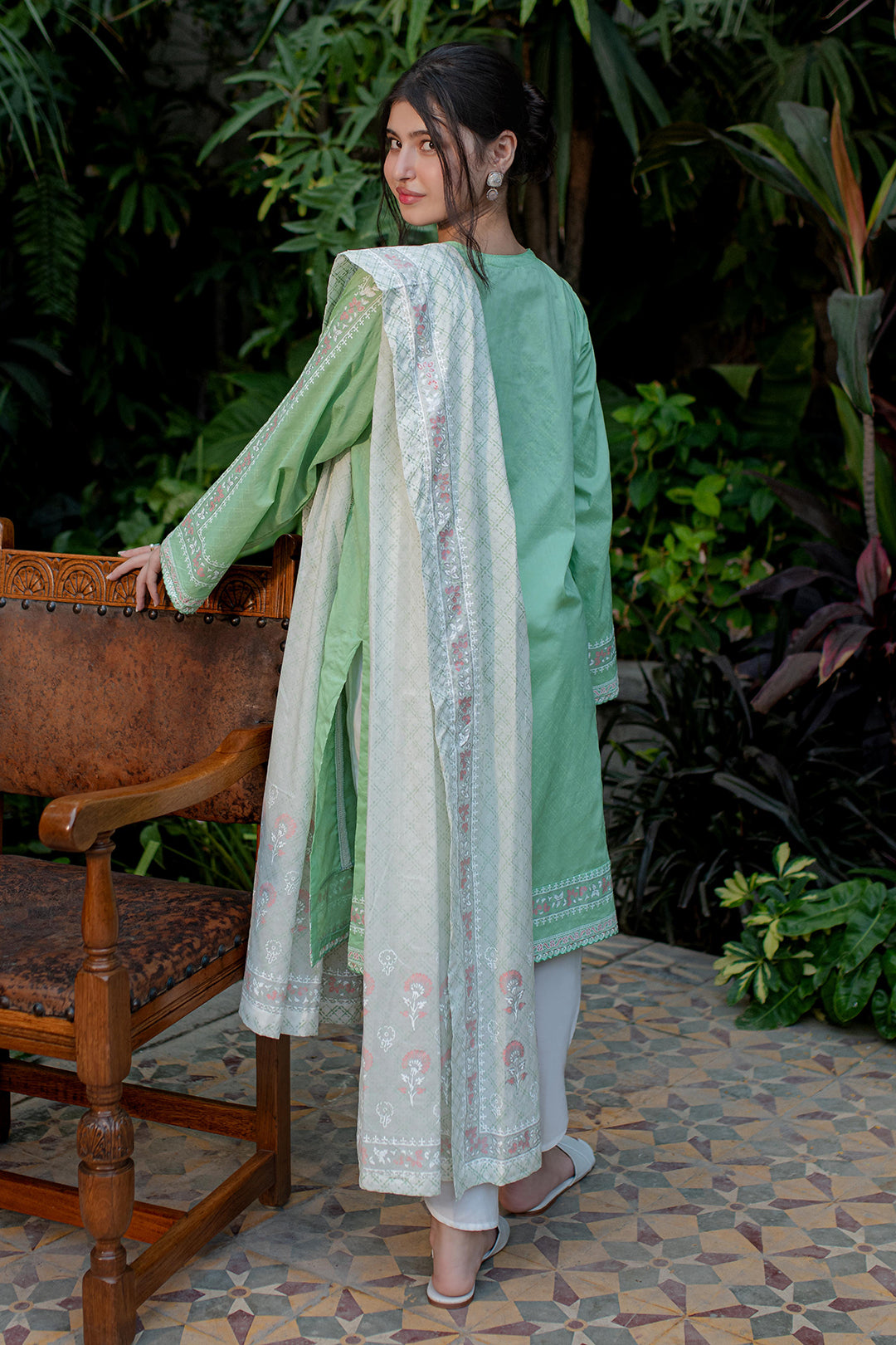 Embroidered Kurta Dupatta - 0747