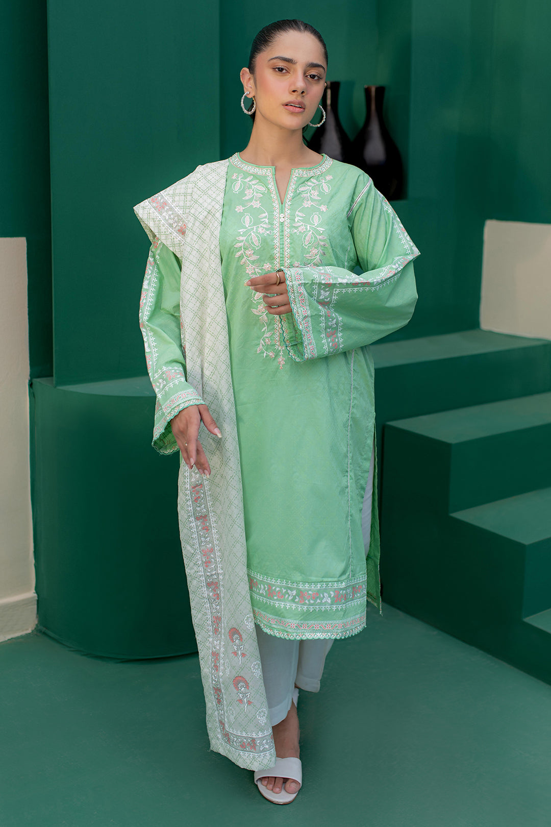 Embroidered Kurta Dupatta - 0747